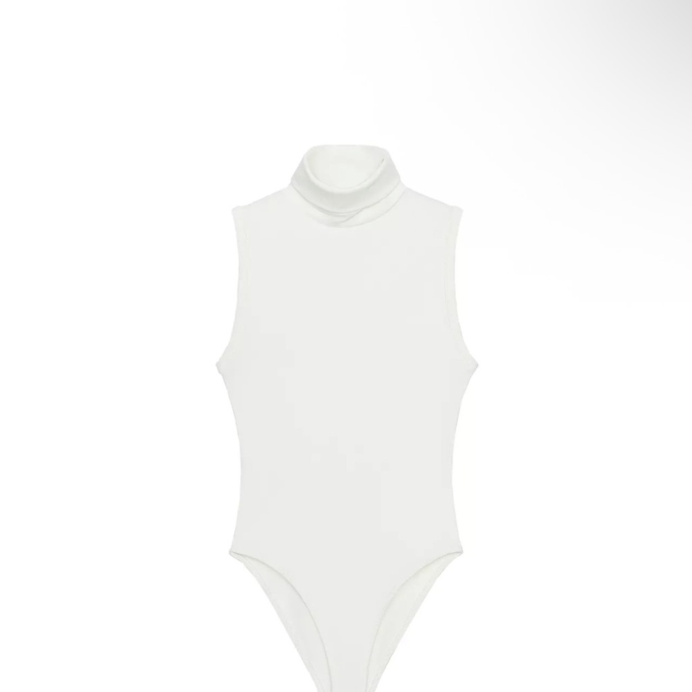 White Sleeveless Turtleneck Zara bodysuit NWT
